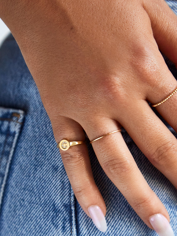 18K Gold Single Initial Signet Ring - Single Letter