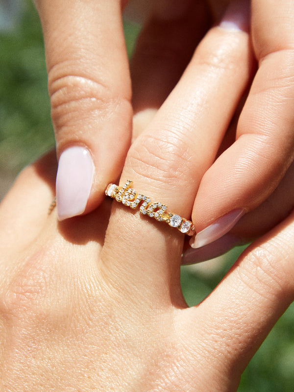14K Gold Custom Script Ring - Gold/Pavé