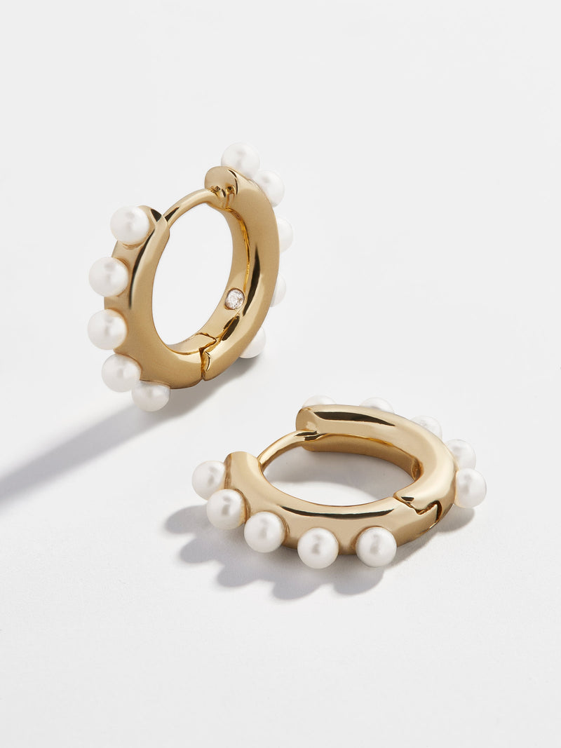 BaubleBar Sienna 18K Gold Earrings - Gold - 
    Pearl huggie hoops
  
